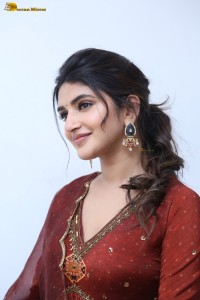 actress Sreeleela cute photoshoot