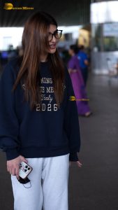 tollywood actress sreeleela spotted in mumbai