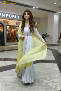 Telugu actress sreeleela in a white salwar dress greeting fans