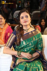 telugu anchor and actress sreemukhi gorgeous in a green saree