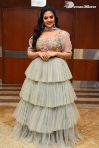 Anchor Sreemukhi Photoshoot