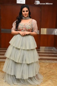Anchor Sreemukhi Photoshoot