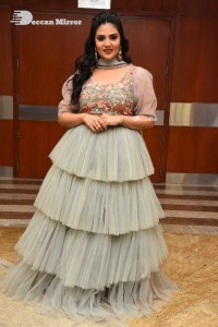 Anchor Sreemukhi Photoshoot