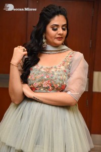 Anchor Sreemukhi Photoshoot