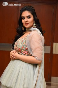 Anchor Sreemukhi Photoshoot