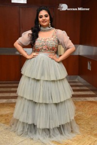 Anchor Sreemukhi Photoshoot
