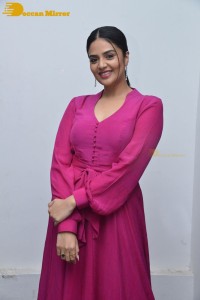 Popular anchor and actress Sreemukhi photoshoot in a pink dress