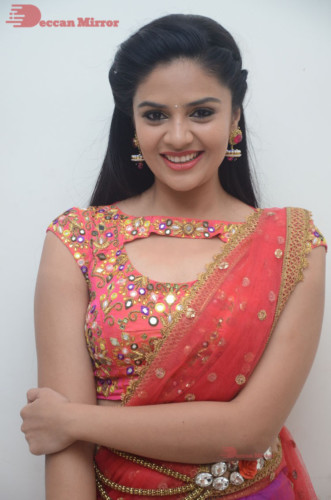 Telugu Actress Sreemukhi in a half saree dress