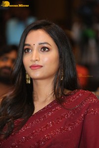 Srinidhi-Shetty-1