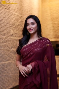 Srinidhi-Shetty-16
