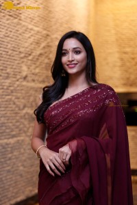 Srinidhi-Shetty-19