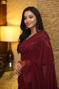 Srinidhi-Shetty-28