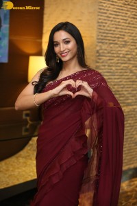 Srinidhi-Shetty-36