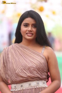 telugu actress sumaya reddy in a cute look