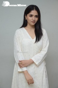 Sunaina-7