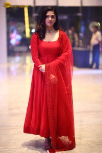 Telugu Actress Sunaina in a red salwar dress