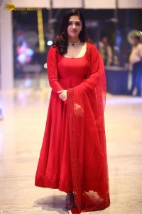 Telugu Actress Sunaina in a red salwar dress