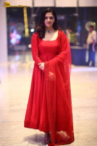 Telugu Actress Sunaina in a red salwar dress