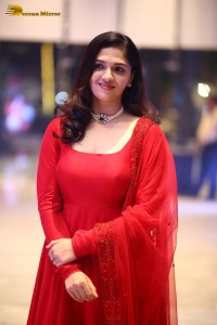 Telugu Actress Sunaina in a red salwar dress