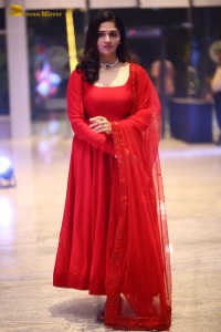 Telugu Actress Sunaina in a red salwar dress