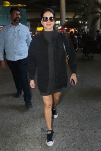 actress sunny leone in a black dress at airport