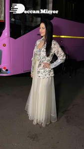 Sunny Leone promoting Panghat song on Kapil Sharma Set