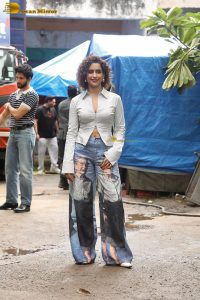 Sunny Sanskari Ki Tulsi Kumari Promoted by Janhvi Kapoor, Varun Dhawan, and Sanya Malhotra in Filmistan