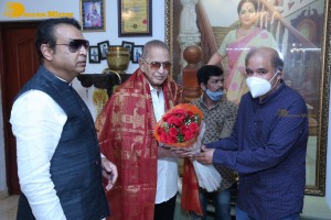 Telugu Superstar Krishna Birthday celebrations attended by his step son Naresh and fans