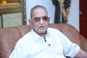 Telugu Superstar Krishna Birthday celebrations attended by his step son Naresh and fans