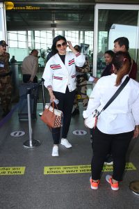 actress and former miss universe Sushmita Sen stylish look at mumbai airport
