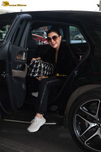 former miss universe and bollywood actress Sushmita Sen gorgeous in a black attire at airport