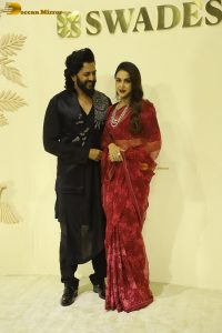 Swadesh’s Christmas Celebration attended by Karisma Kapoor, Nita Ambani, Aditi Rao Hydari, Ananya Panday, Janhvi Kapoor, and Sonam Kapoor