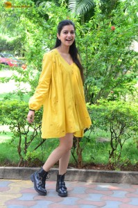 telugu actress Swathi Reddy stunning hot looks in a yellow mini dress