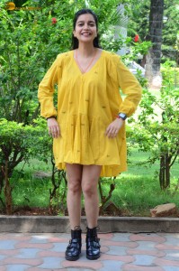 telugu actress Swathi Reddy stunning hot looks in a yellow mini dress