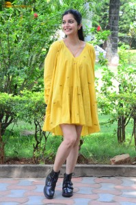 telugu actress Swathi Reddy stunning hot looks in a yellow mini dress