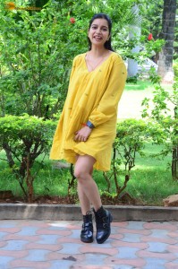 telugu actress Swathi Reddy stunning hot looks in a yellow mini dress