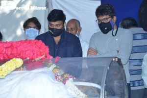 Tollywood pays tribute to Sirivennela Seetharama Sastry