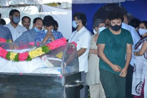 Tollywood pays tribute to Sirivennela Seetharama Sastry