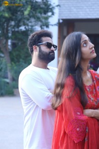 Movie Celebrities including Chiranjeevi, Nagarjuna, Venkatesh, Ravi Teja, Allu Arjun, Jr. NTR voted in the Telangana Legislative Election 2023