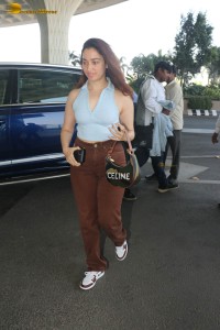 tamannaah bhatia spotted at mumbai airport