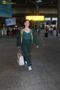 actress tamannaah bhatia dressed in green at the airport