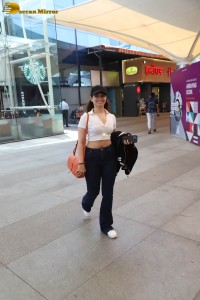 indian actress tamannaah bhatia hot looks in a pink t-shirt at airport