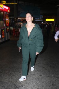 indian actress tamannaah bhatia hint of cleavage in green track suit