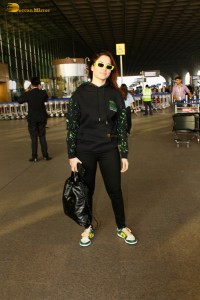 actress Tamannaah Bhatia hot looks in workout clothes