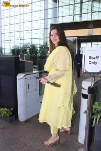 actress Tamannaah Bhatia pretty in a light yellow salwar dress