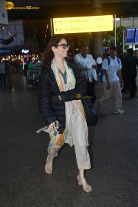 actress Tamannaah Bhatia cute in a yellow salwar dress