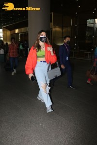 Actress Tamannaah Bhatia at Mumbai Airport on January 27, 2022