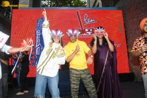 Tamannaah Bhatia and Madhur Bhandarkar promote the film Babli Bouncer