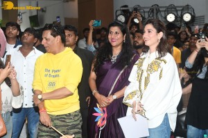 Tamannaah Bhatia and Madhur Bhandarkar promote the film Babli Bouncer