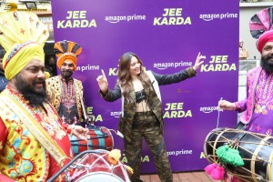 actress tamannaah bhatia promotes her series Jee Karda at national college in Mumbai